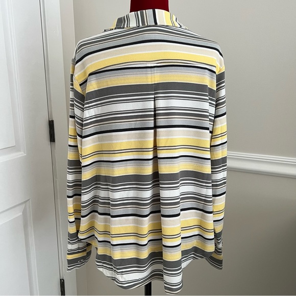 Denim & Co. printed heavenly jersey button front top NWOT - Picture 5 of 10